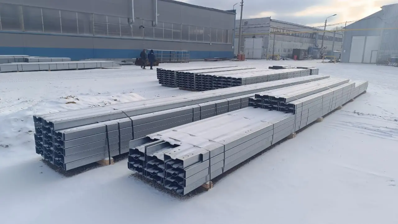 Поздравляем всех с предстоящим Новым 2025г!